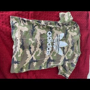 Adidas t shirt woman size small